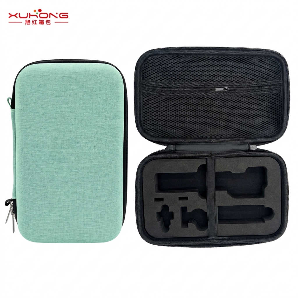 Pocket4 green Includes a black shoulder strap
