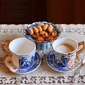皇家咖啡馆瓷制意式咖啡杯陶瓷土耳其茶杯和茶碟套装礼品花卉印花茶杯和茶碟