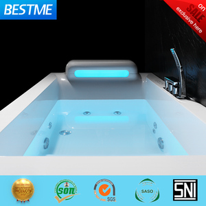 Modern bağlantısız beyaz akrilik kapalı whirlwhirljet küvet 1 kişi Spa küveti masaj otel için musluk içerir