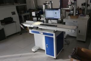 CCD Camera Table Type Laser Fiber 30w Raycus With EZCAD Control CCD Camera Positioning <strong>System</strong> Belt Convey and <strong>Computer</strong> Included - Product Image 2