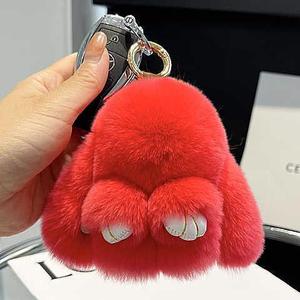 批发轻型钥匙扣兔形毛绒球毛钥匙圈塑料金属PVC和合金制成 - Product Image 6