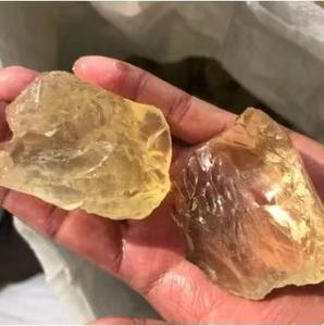 Bán Hàng Loạt Đá Quý Lỏng Đá Thạch Anh Đá Thạch Anh Tinh Thể Thô Khối Đá Citrine Thô Lớn Để Chữa Bệnh - Product Image 1