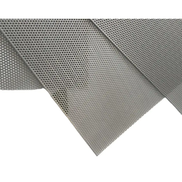 Tôle perforée 0.2mm tôle hexagonale en laiton perforée tôle galvanisée systèmes d'échappement en acier blanc forme ovale perforée
