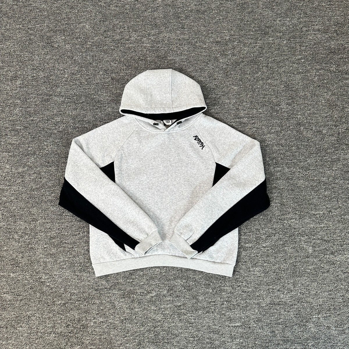 Gris H052