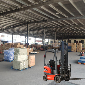 Mini carrello elevatore elettrico portatile 1.6t 4WD 3m altezza di sollevamento camion a mano per la logistica magazzino Design compatto facile funzionamento - Product Image 6