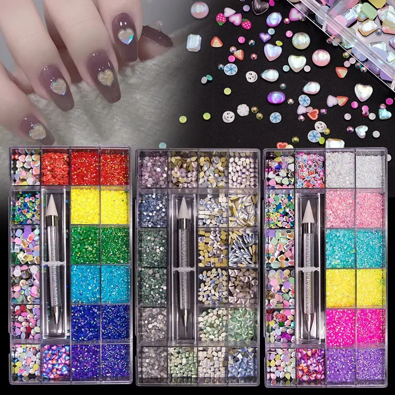 Différents strass 3D et gemme avec stylo bâton dans les ensembles Nail Art cristaux strass