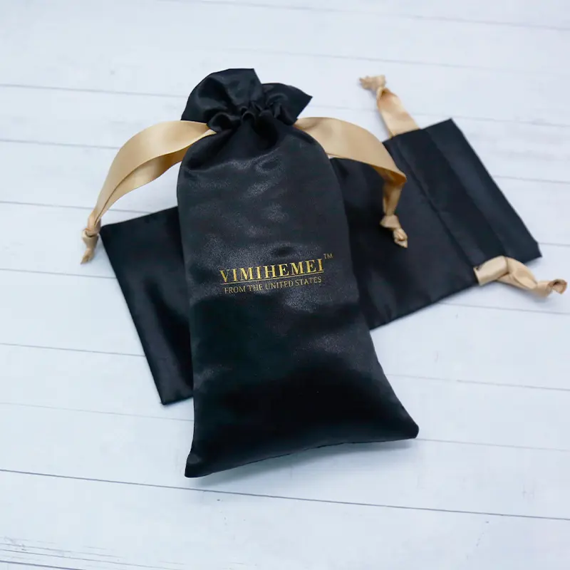 กระเป๋าซาตินของขวัญ Drawstring ถุงผ้าซาตินสีดำสำหรับบรรจุโลโก้ที่กำหนดเองหรูหราพิมพ์หน้าจอของขวัญบรรจุภัณฑ์ที่ดีที่สุดยอมรับ