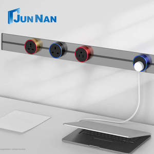 Entrega rápida Desmontable Montado en la pared Sistema de toma de corriente de riel de alimentación multifuncional Enchufe eléctrico estándar del Reino Unido Conectividad WiFi - Product Image 1