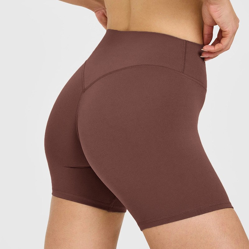 Short marron café