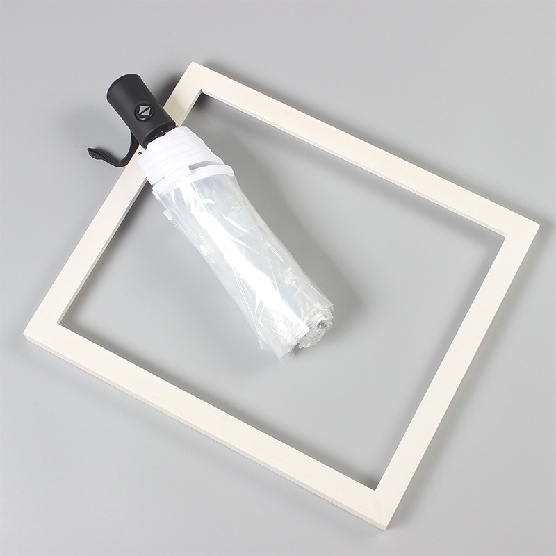 transparent avec poignée noire