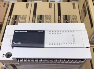 FX5U-32MT/ESS originale genuino PLC modulo Controller programmabile FX5U-32MT/ESS ingresso 32 uscita modulo CPU FX5U-32MT/ESS