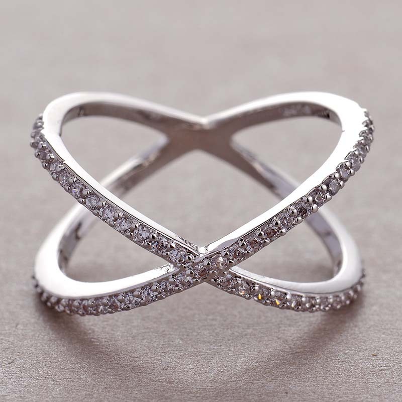 F096 white gold
