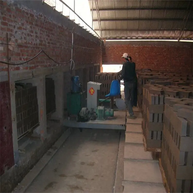 Minimáquina de fabricación de ladrillos de tierra de barro rojo, horno de producción de ladrillos de túnel para quemar barro