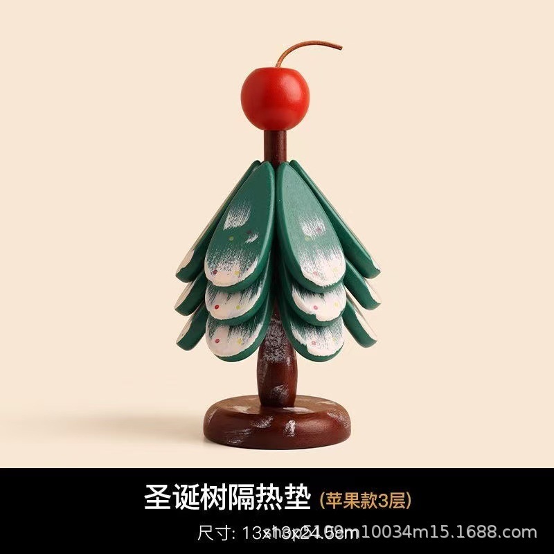 Three-tiered Christmas tree with apples