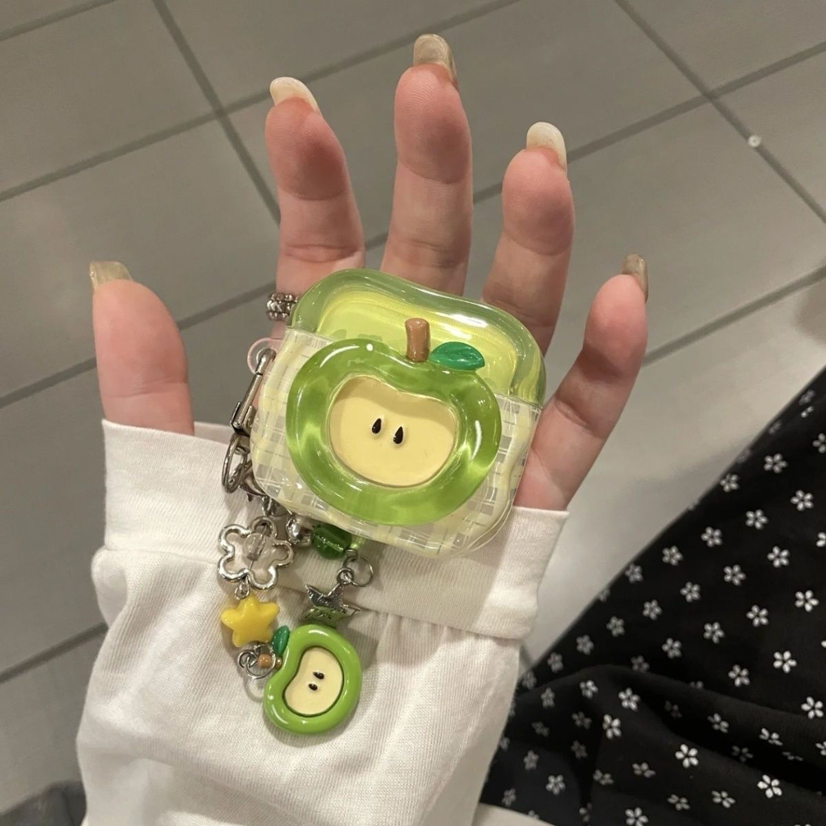 Green apple