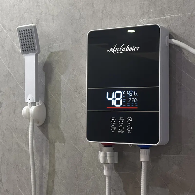 Hochwertiger Mini 220 V elektrischer wandmontierter tankloser Warmwasserbereiter intelligente Küche Warmwasserbereiter wasserdicht Schlussverkauf