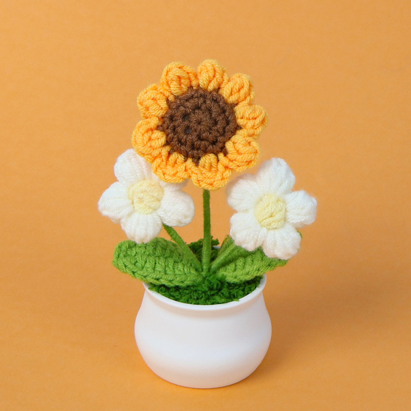 Petite plante en pot de tournesol à double feuillet blanc