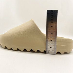 Sandal selop Logo EVA ringan untuk pria, sandal selop jari terbuka adem antiselip, busa EVA kustom untuk pria - Product Image 2