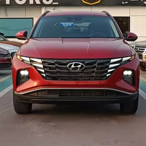 二手现代图森汽油8L V4 4WD红色2023车型的折扣价，准备上市 - Product Image 1