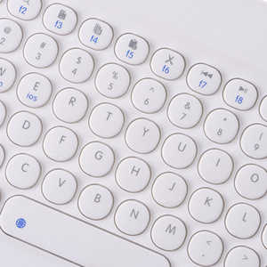 Teclado de máquina de escribir de fábrica para Android, IOS, Windows, Smart TV/tableta de teléfono, teclado inalámbrico retroiluminado RGB Universal - Product Image 6
