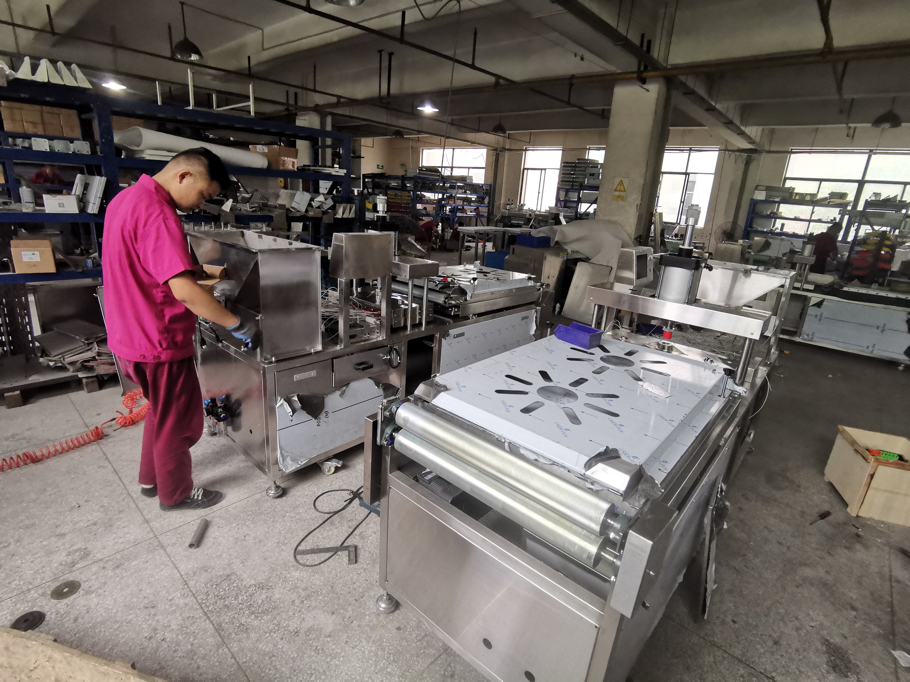 Meat Pie Roti Stuffed Paratha Making Machine Automatic 10