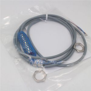 Sensor de interruptor inductivo LEUZE DC Salida de interruptor digital 1 Salida de interruptor 1 Salida de relé IS 218MM/1NO.3-5E0 50128152 - Product Image 1