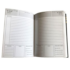 หนังสือพิมพ์สีเต็มรูปแบบที่มีประสบการณ์ตามความต้องการของประเทศจีนพร้อมวารสารปกฝุ่นพิมพ์ปกแข็งแบบกำหนดเอง