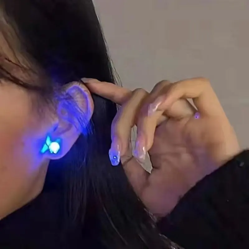 Mode lumineux coloré LED boucles d'oreilles hommes et femmes discothèque hipster bijoux couple étudiant boucles d'oreilles