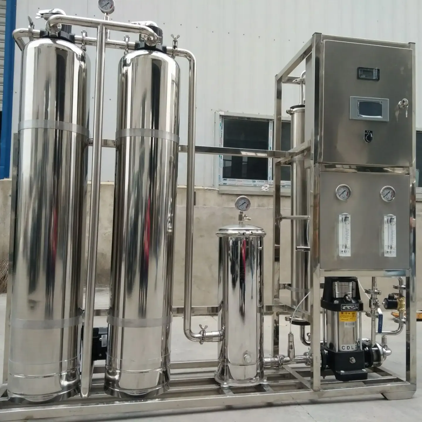1000 Liter Ultra-Clean-Wasser-Geräte 1 m3/h 1000 l/h Doppel-RO-System EDI Polished Bed-Einheit RO-Einheit 6 T/h 3000 Liter pro Stunde