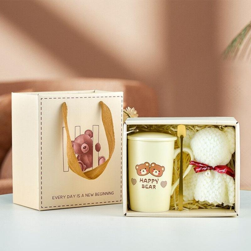 Oso de dibujos animados B