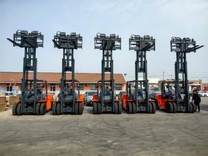 Sollevamento idraulico Multi-funzionale diesel a quattro ruote motrici del produttore, carico e scarico e movimentazione del carrello elevatore - Product Image 6