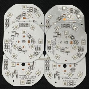 Substrato di alluminio di piccole dimensioni dream color 5050 RGB scheda luminosa a LED personalizzata pcb led modulo rgb 12V 9W