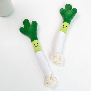 Juguete de peluche de gato realista en forma de cebollín, juguetes interactivos para masticar Súper suaves para gatos con campana de hierba gatera, varita de gato, juguete de repuesto con bucle - Product Image 4