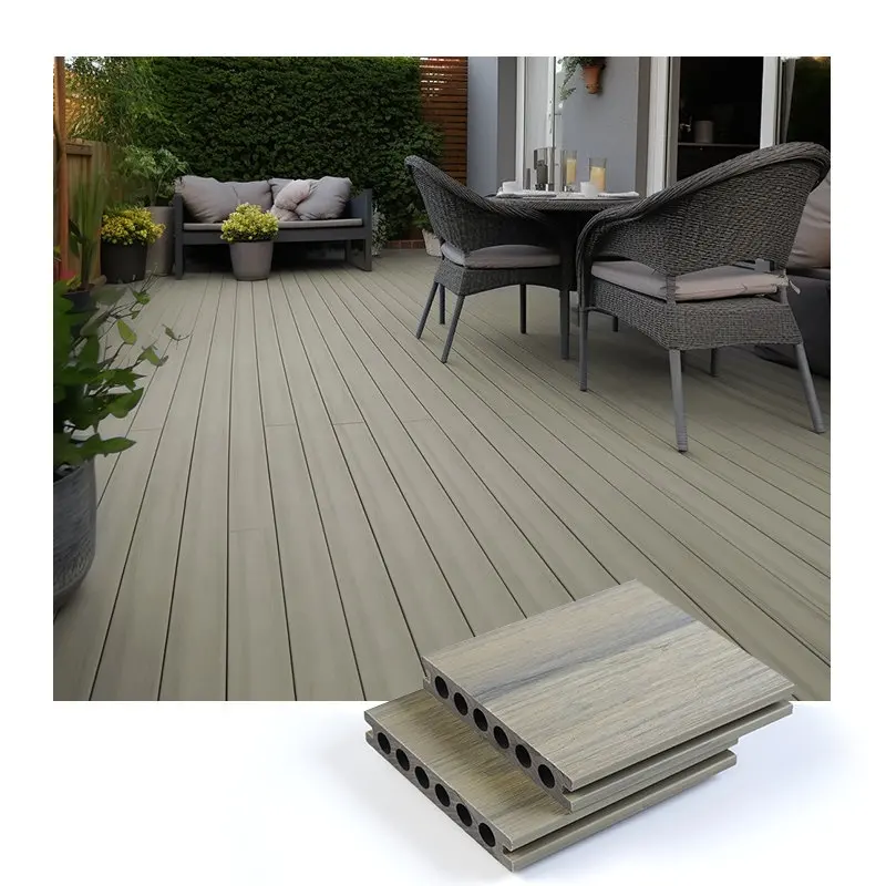 Améliorez votre jardin ou votre terrasse avec une terrasse en WPC personnalisée et une texture composite en bois et plastique