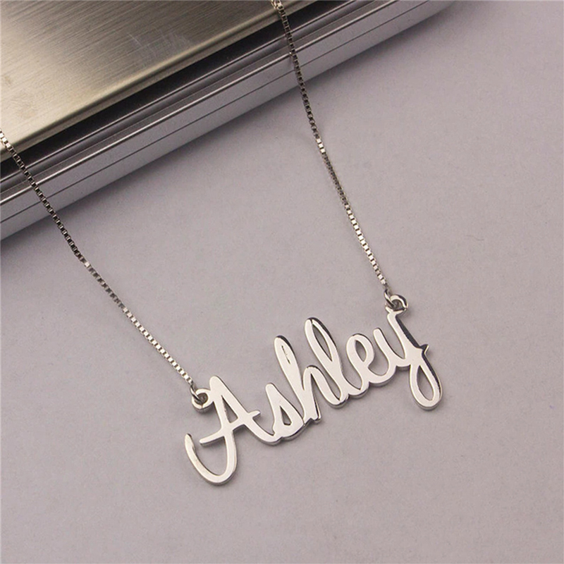 Le collier chaîne boîte