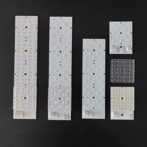 OEMカスタムSMD LED PCBボードデザインカスタマイズ可能なPCBA製品50 * 50mmレンズ用