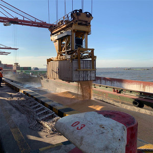 Container Tilter und Container entladen