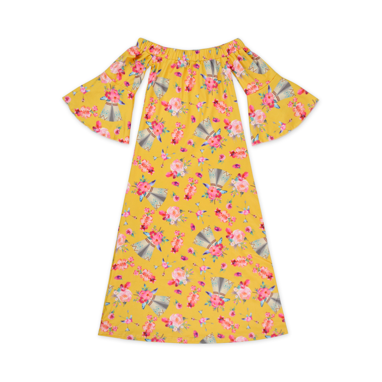 Vestido con hombros descubiertos15
