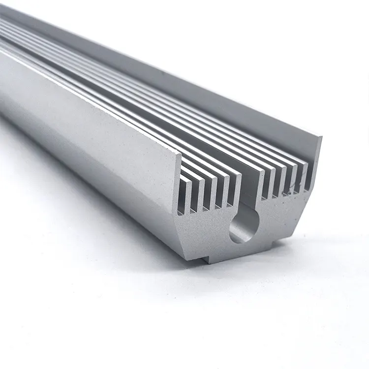 Servizio di estrusione OEM alluminio 6061 6063 profili estrusi l'industria utilizza il grado cnc di forma personalizzata