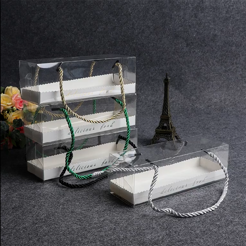 Boîte transparente blanche
