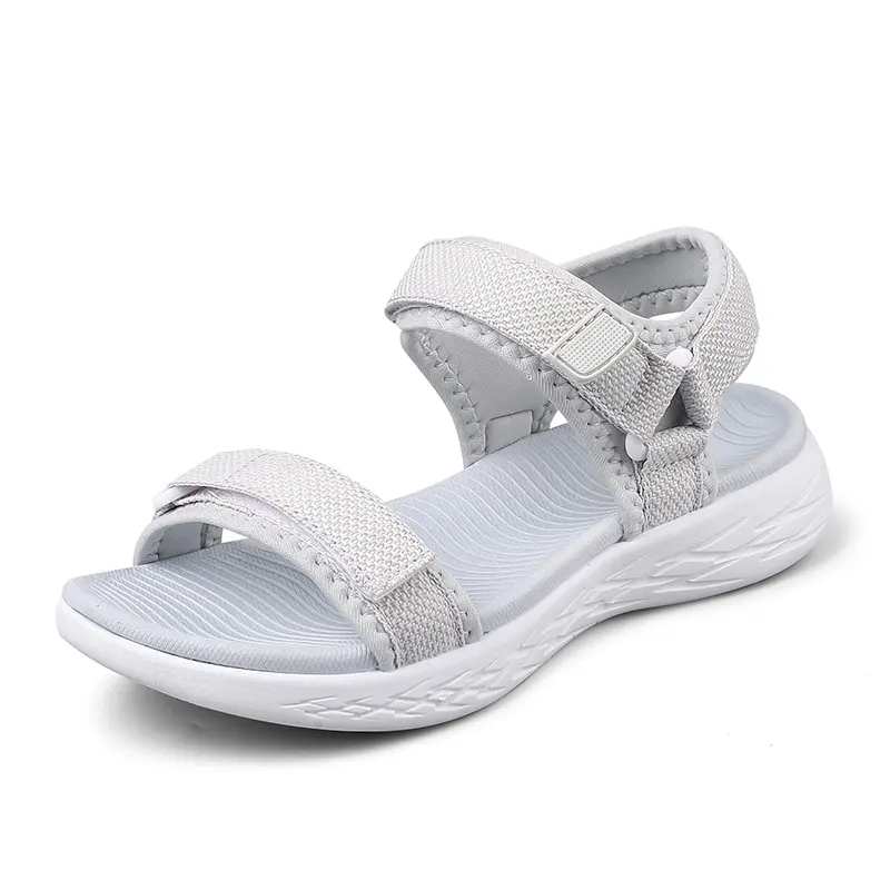 Venta al por mayor de alta calidad nuevas Chanclas de playa moda mujer sandalias de verano blanco desnudo deportes al aire libre zapatos planos Eva 2023