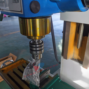 Small Drilling and Milling Machine ZX50C 3-Axis <strong>DRO</strong> Feed Product Genre Machine Tool Equipment - Product Image 5