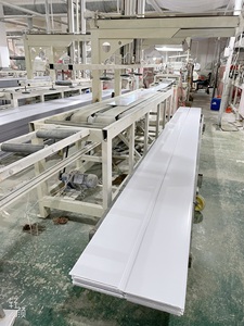 建筑材料用天花板覆层中空聚氯乙烯拉伸天花板 - Product Image 6