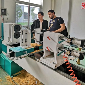 Máquina enrutadora de tallado, torno de torneado de madera cnc automático de 4 ejes, rotativa Doble - Product Image 3