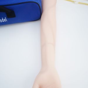 แบบจำลองแขนฝึกหัด MEDICPAD IV สำหรับการฝึกฉีดยาและเจาะเลือด สำหรับโรงเรียนและโรงพยาบาล - Product Image 4
