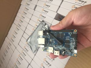 Turuncu Pi artı 2E H3 dört çekirdekli 1.6GHZ 2GB RAM 4K ahududu Pi 2 ötesinde açık kaynak geliştirme kurulu