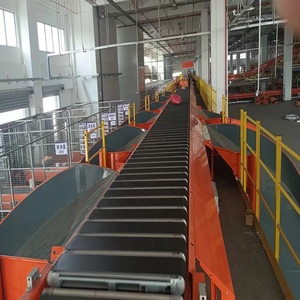 Máquina transportadora de clasificación de banda estrecha Sistemas de clasificación de transportadores de rodillos motorizados/Transportador de clasificación de ruedas de alta velocidad