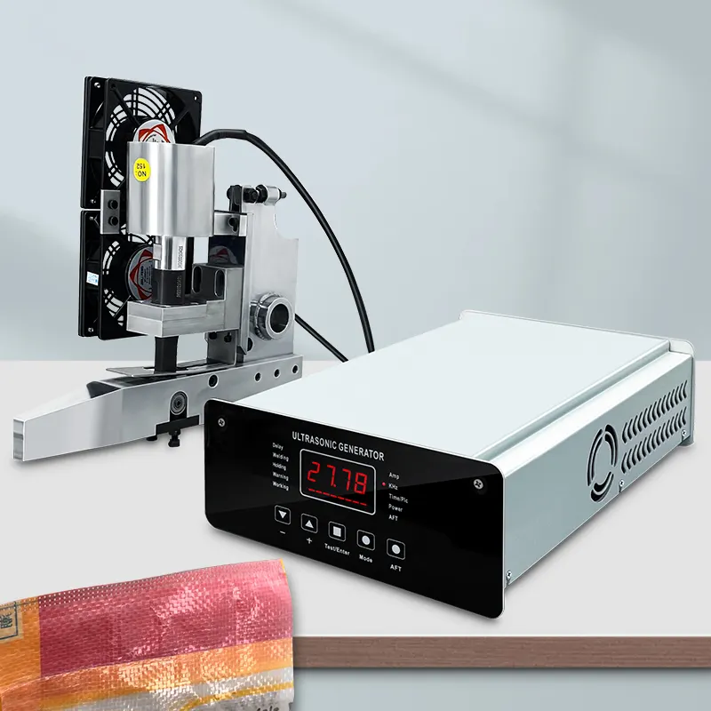 Saldatrice ad ultrasuoni JYDSONIC e macchina del sistema di taglio per la sigillatura del tessuto di plastica pp pe nylon