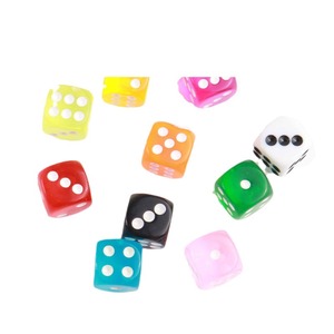Các Nhà Sản Xuất 14Mm D6 Trong Suốt <span class=keywords><strong>Dice</strong></span> Mờ Màu Hồng 6 <span class=keywords><strong>Sided</strong></span> Tròn Góc Màu Acrylic <span class=keywords><strong>Dice</strong></span> - Product Image 5