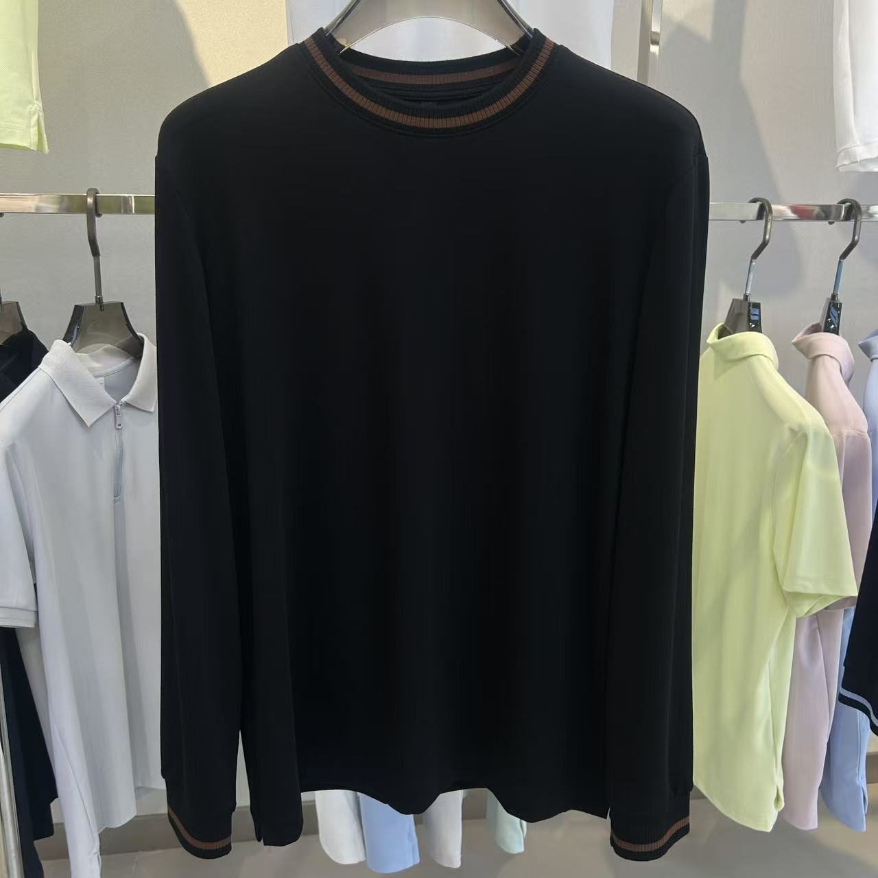 BSW68199-Noir profond